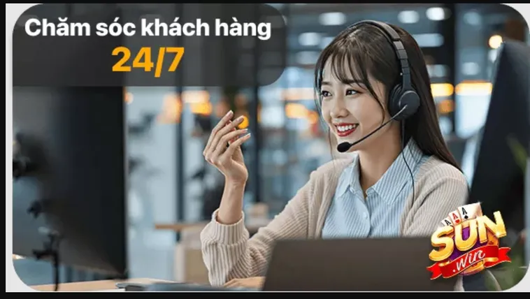 Đội ngũ hỗ trợ khách hàng hoạt động 24/7.